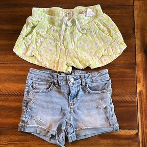 GAP Blue Jean Shorts and BillaBong Green FlowerShorts, Girl’s size 8/Med…